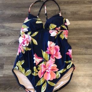 Isabel maternity XL one piece swimsuit NWT